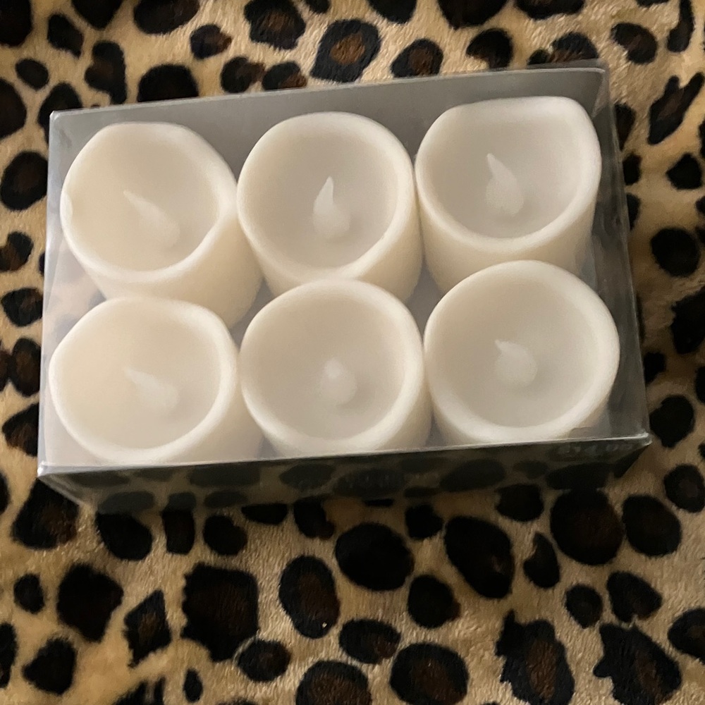 Set of Six White Flameless Candles NWT